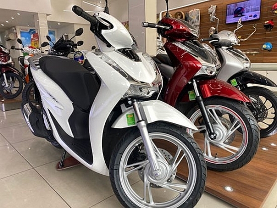 Niềm vui “ngắn chẳng tày gang”, giá xe máy Honda SH giữa tháng 9/2022 tăng “bốc đầu”