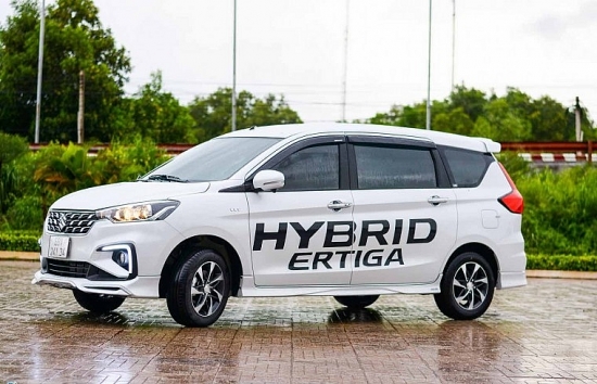 Suzuki Ertiga Hybrid “tặng quà” cực căng, quyết tâm “vượt mặt” Mitsubishi Xpander