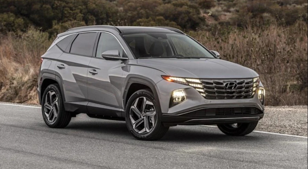 Hyundai Tucson cùng loạt SUV cỡ C tung đòn "chí mạng": "Trùm cuối" không làm bạn thất vọng