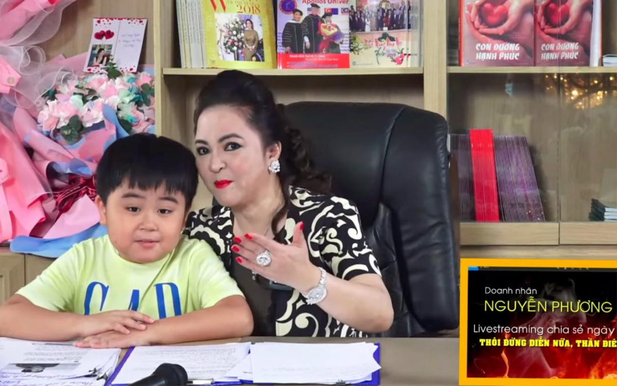 Con trai bà Phương Hằng đích thị là YouTuber nổi tiếng nhanh nhất VN