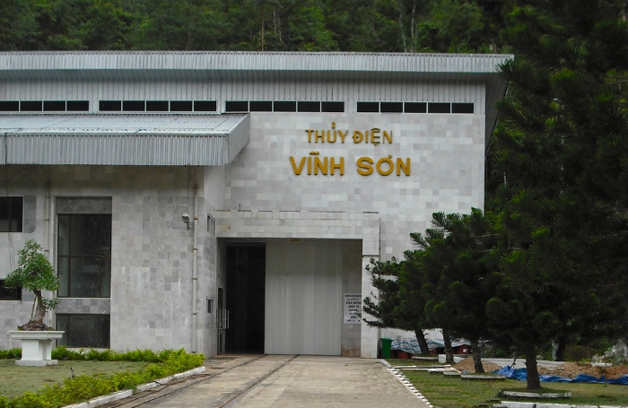 Cơ điện lạnh (REE) “bơm” 818 tỷ đồng cho Vĩnh Sơn Sông Hinh (VSH) trả nợ ngân hàng