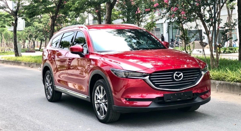 Giá lăn bánh Mazda CX-8 cuối tháng 2/2024: Hyundai Santa Fe "đứng ngồi không yên"