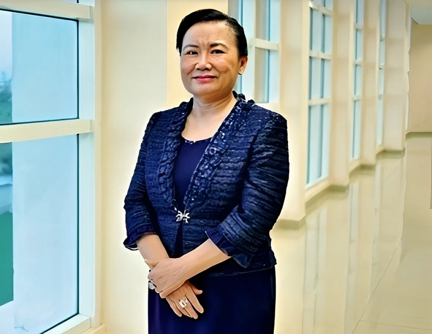 Chân dung 'đóa hoa nghìn tỷ' Tập đoàn Hoa Lâm vừa rời ghế Phó Tổng Giám đốc VietBank