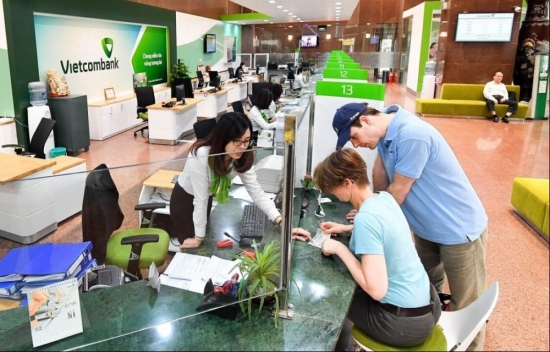 Gửi tiết kiệm 500 triệu đồng tại Vietcombank kỳ hạn 6 tháng nhận bao nhiêu tiền lãi?