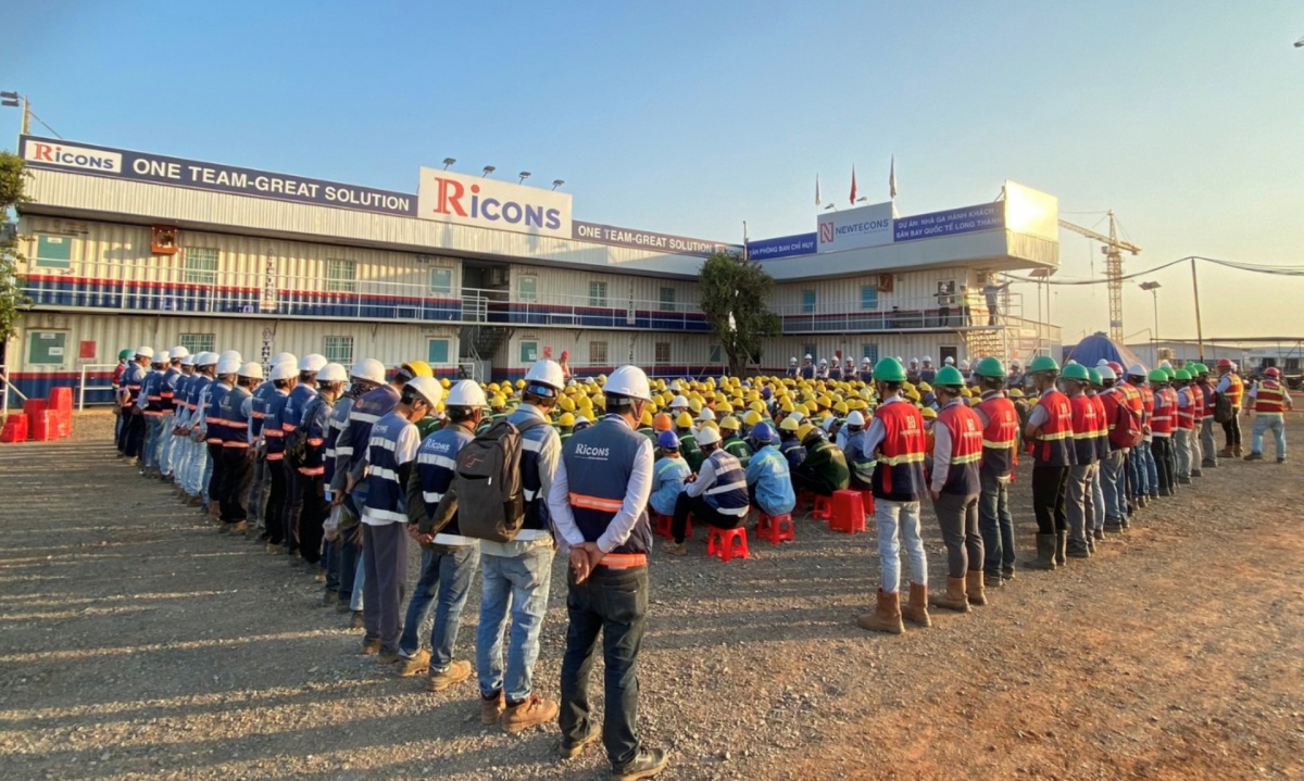 Ricons đặt mục tiêu doanh thu 8.000 tỷ đồng, cổ đông không đồng ý cho công ty lên sàn chứng khoán
