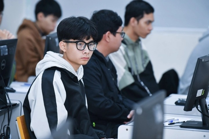 Ngành học từng là 'tấm vé vàng' giờ thành 'vé số', giấc mơ lương nghìn đô tan vỡ