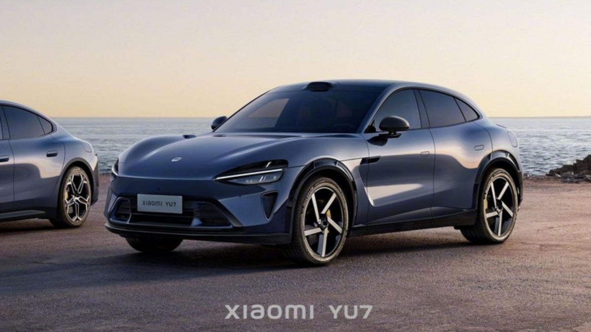 Chiêu trò 'flex' cực độc lạ của CEO Xiaomi: Khuyên khách hàng hãy mua xe của Tesla