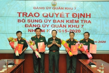 Công bố quyết định của Ban Thường vụ Quân ủy Trung ương về công tác cán bộ tại Quân khu 7