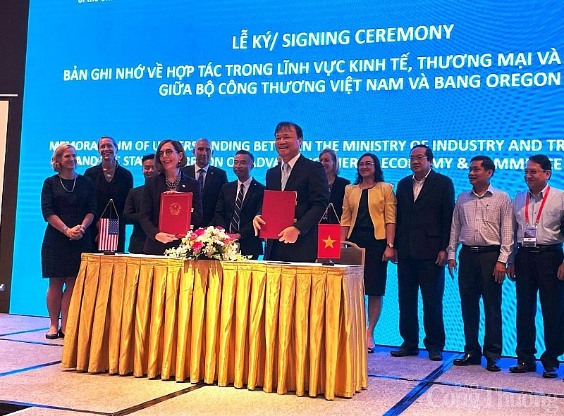 Diễn đàn Thương mại Việt Nam - Hoa Kỳ: Chú trọng hợp tác các lĩnh vực thương mại, năng lượng